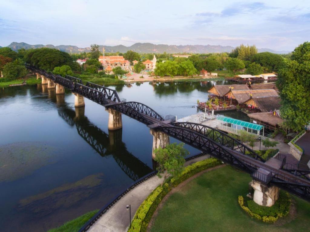 Ruen Maihom Riverside Cottage Kanchanaburi Bagian luar foto