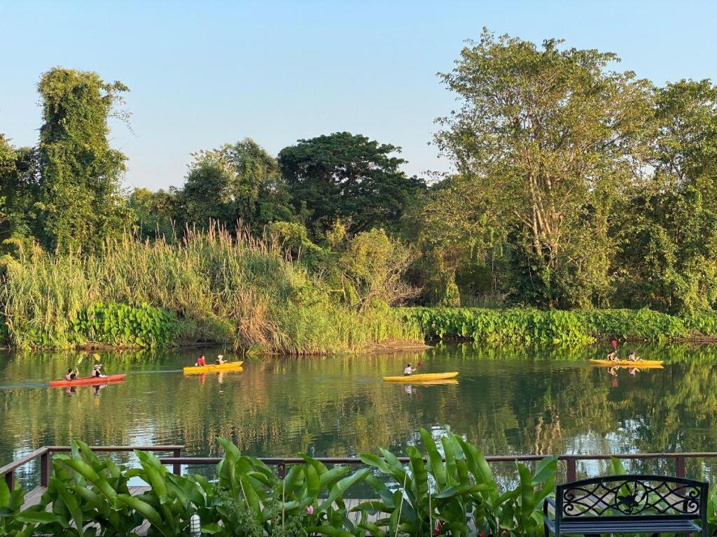 Ruen Maihom Riverside Cottage Kanchanaburi Bagian luar foto