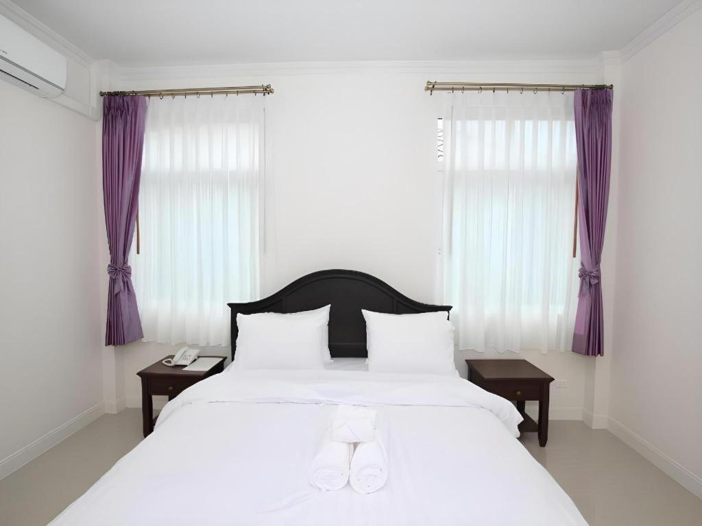 Ruen Maihom Riverside Cottage Kanchanaburi Bagian luar foto